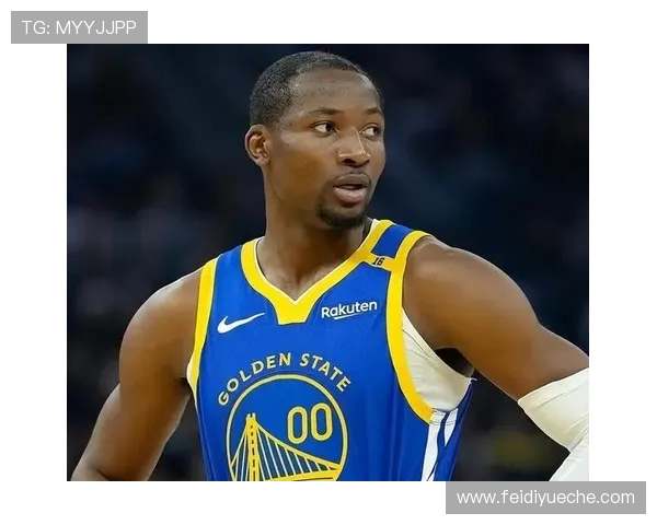 穆迪成为勇士队史第三年轻连场得分20分并投中5个三分球的球员